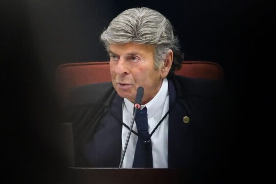 Fux pede a Senado posição sobre acessos de Vorcaro e esposa de Moraes| Agência Brasil