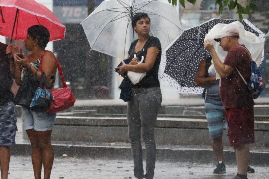 Inmet alerta para tempestades no Sudeste e Sul do país