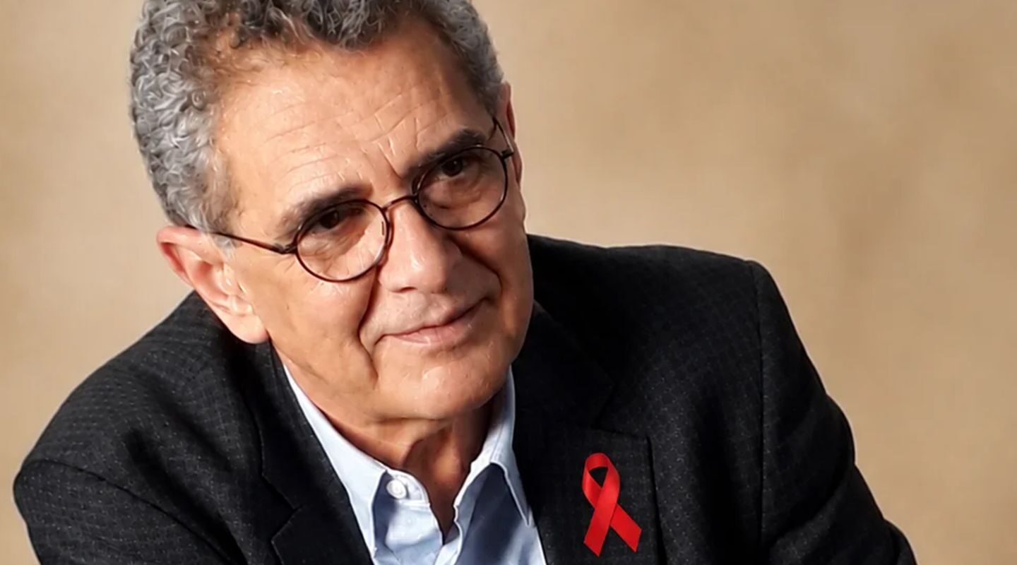 Morre Paulo Roberto Teixeira, referência no combate à aids no Brasil