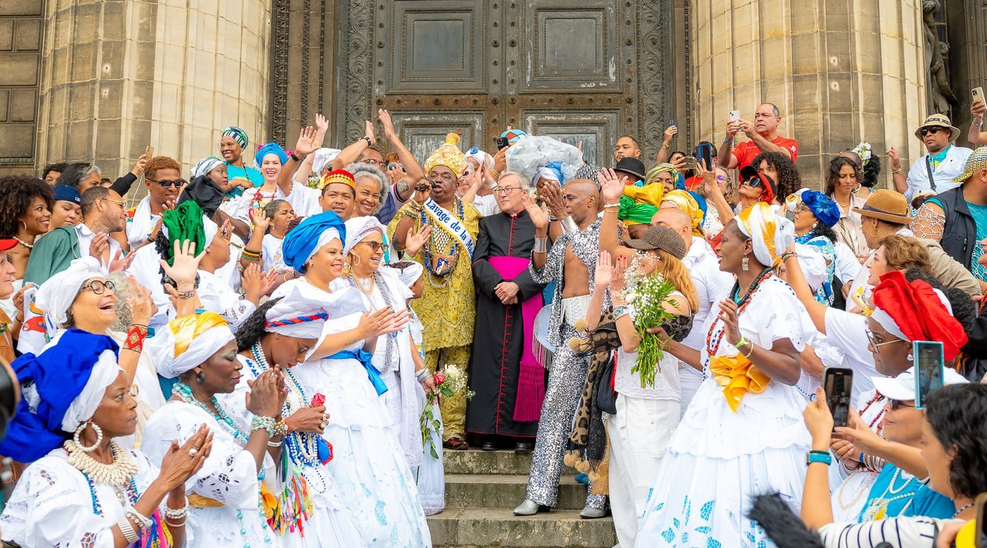 Padre impede Lavagem da Madeleine, celebração afro-brasileira em Paris
