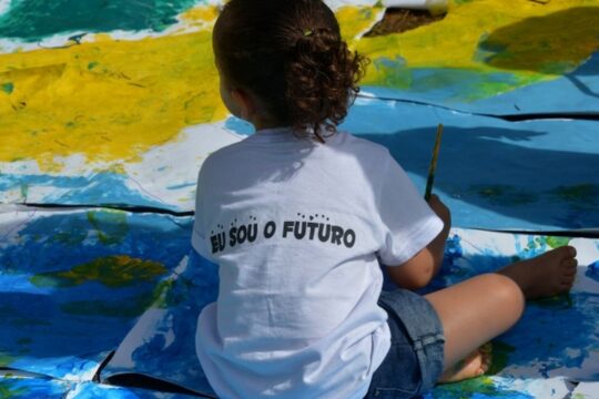 Pais veem palmada como disciplina e não como violência, alerta Unicef