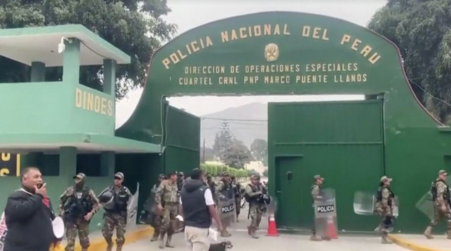 Peru declara estado de emergência em cinco presídios de alta segurança