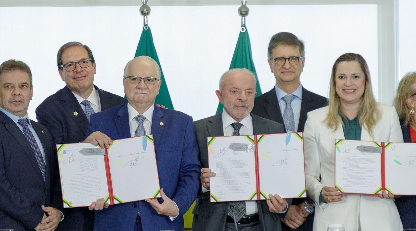 Sancionadas leis que criam fundos para a Justiça