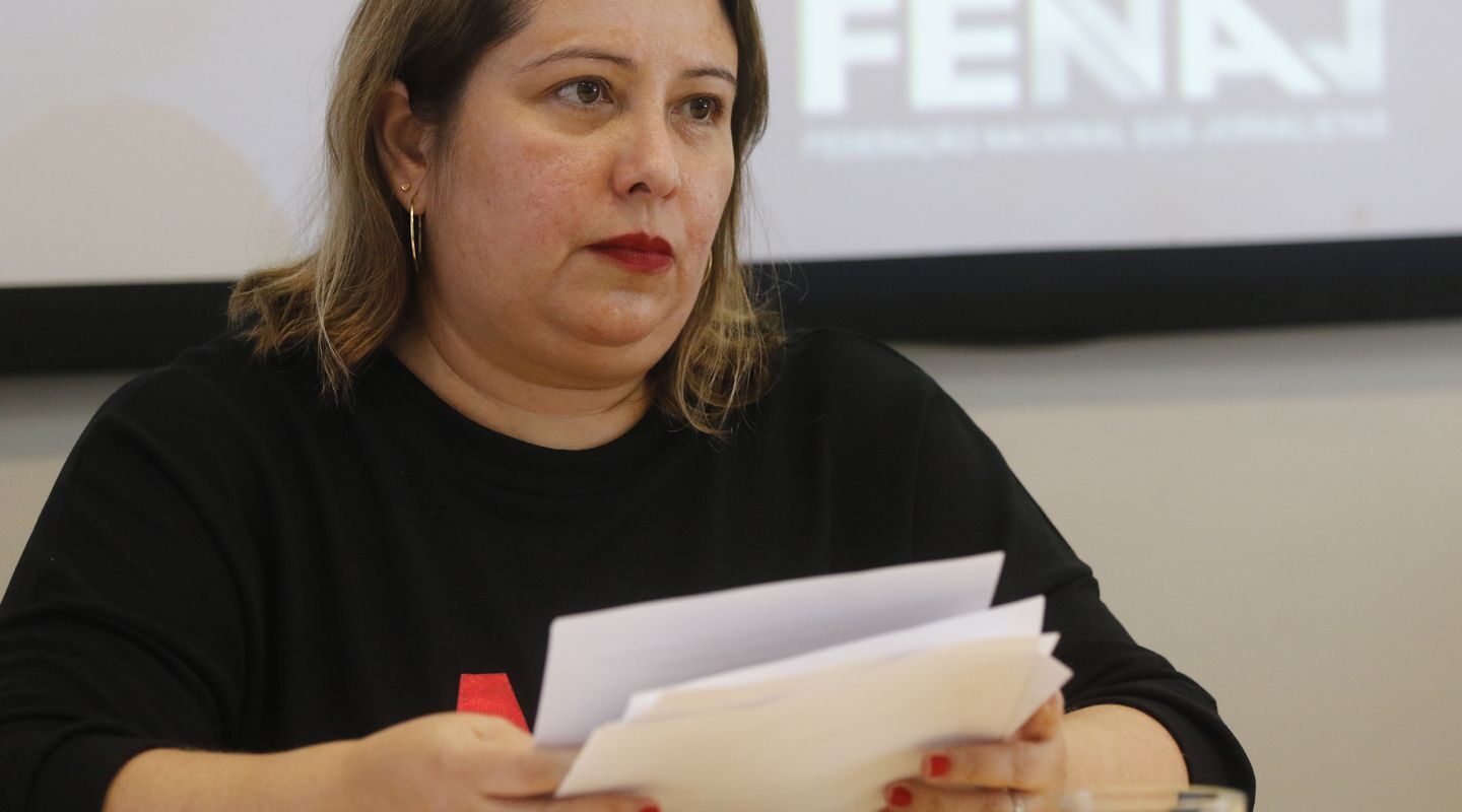“Tiktokização” e crise sufocam propostas de campanha, diz Fenaj