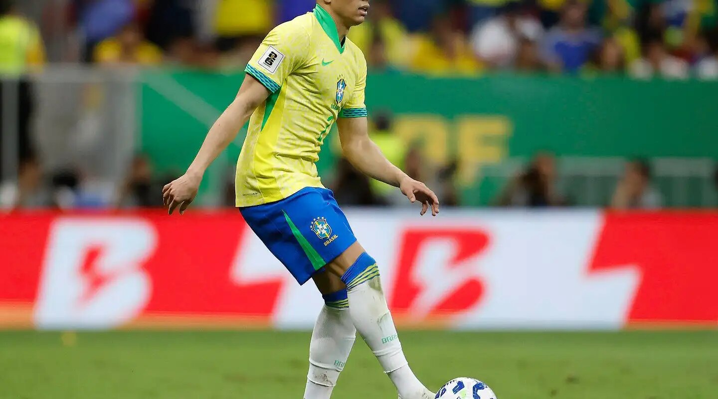 Wesley é cortado e Vanderson é convocado para amistosos da Seleção