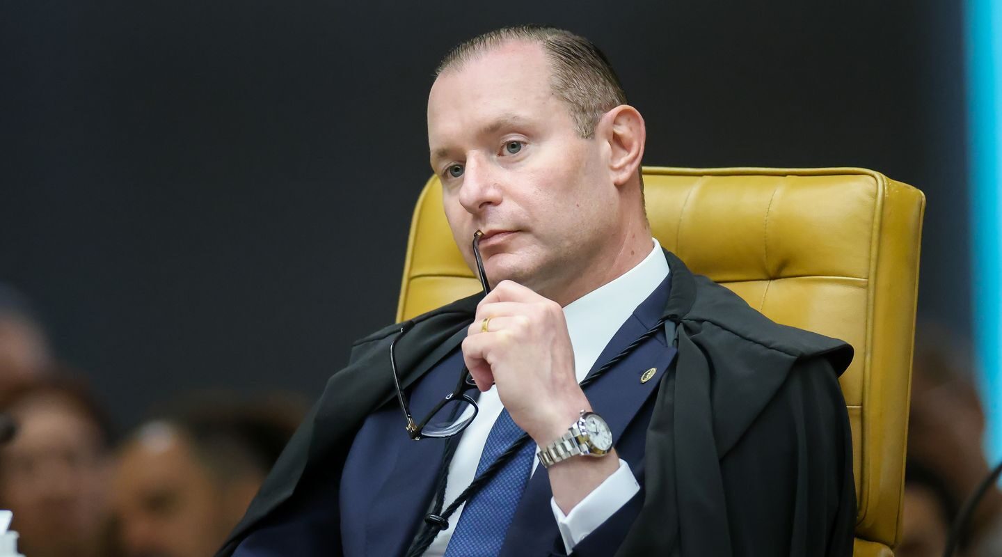 Zanin: não dá para investigar Moraes sem julgar atos de Mendonça