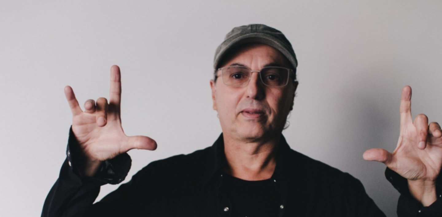 Zeca Baleiro apresenta ‘Piano & Voz’ em quatro shows em Belém