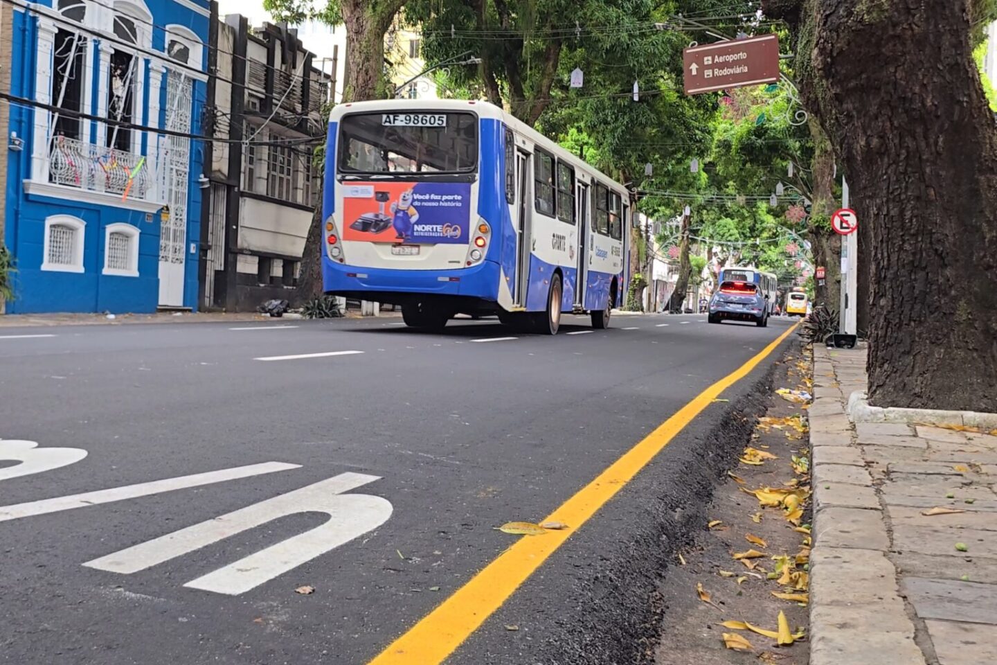 Avenida Nazaré recebe novo asfalto e sinalização antes do Círio